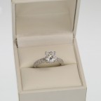 Queen 2.6 ct gyémánt gyűrű